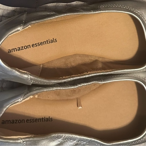 Amazon Essentials Belice Ballet Flats like new - Picture 4 of 4